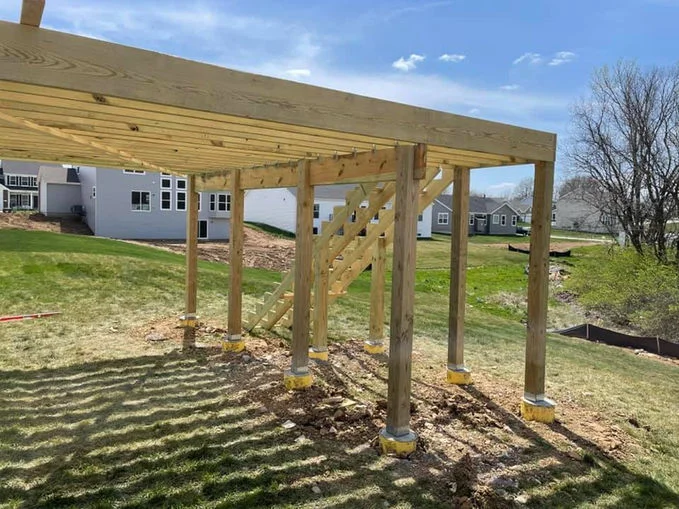 wooden deck Fence company near me